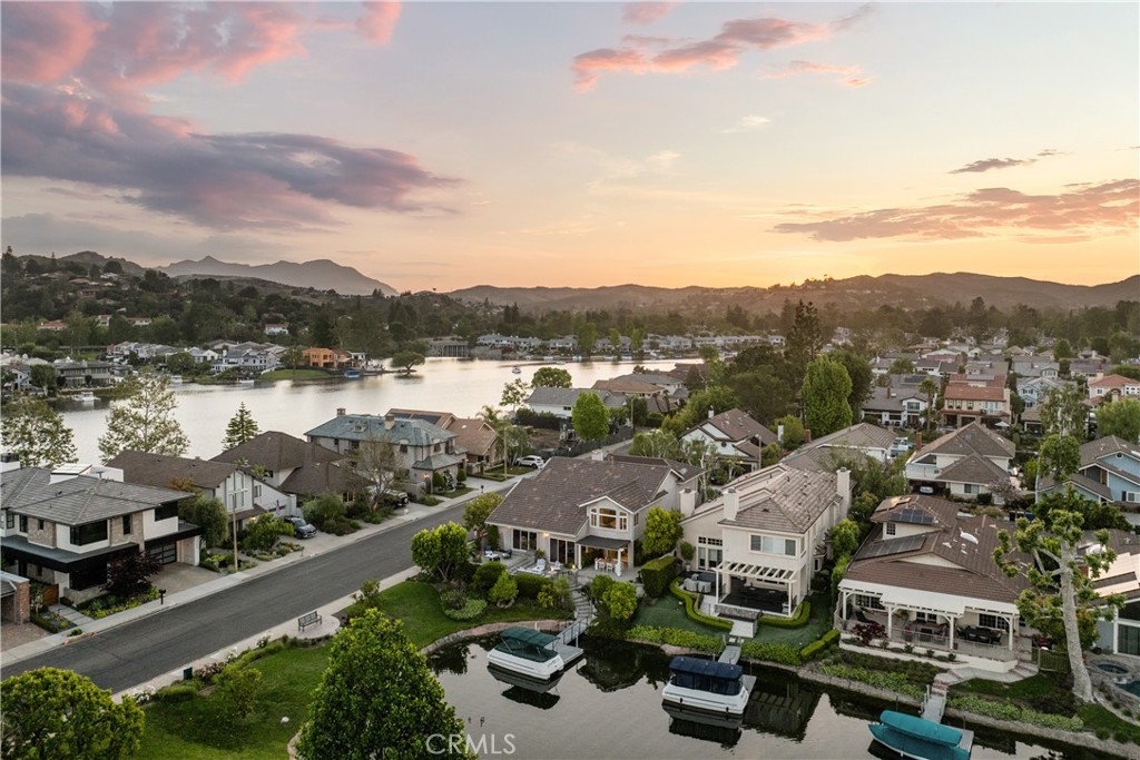 Westlake Island (711) - Residential