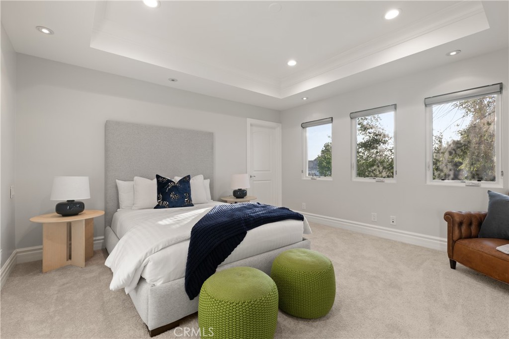 Westlake Island (711) - Residential