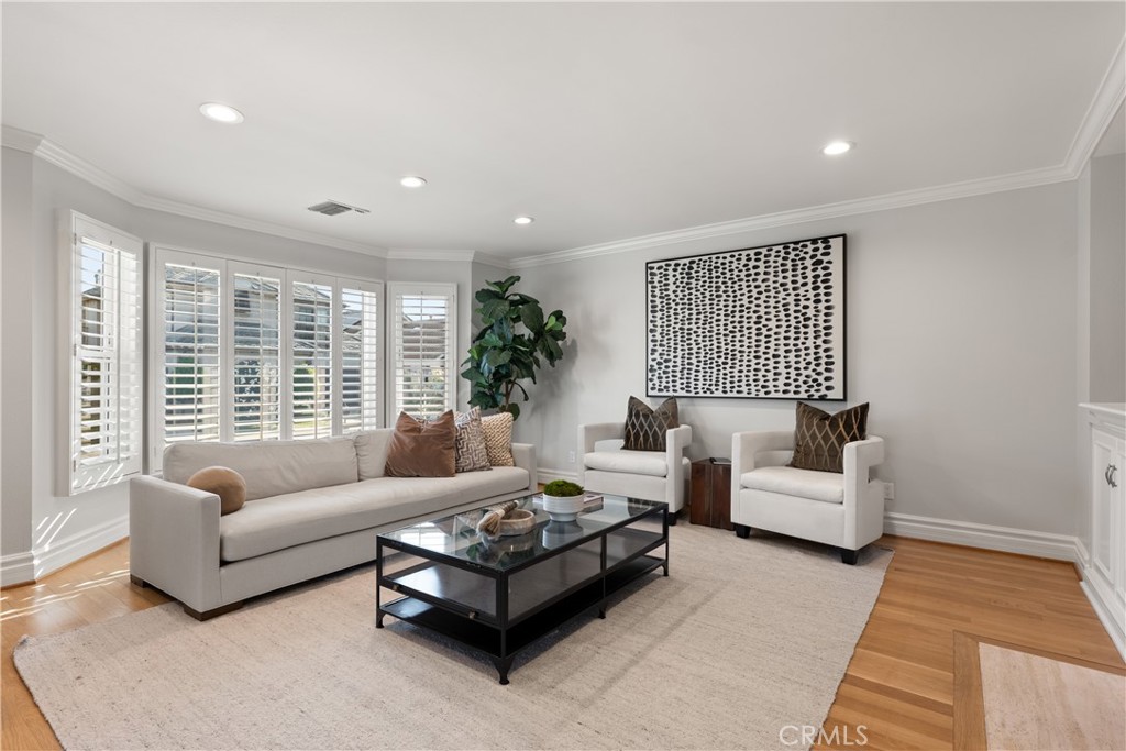 Westlake Island (711) - Residential
