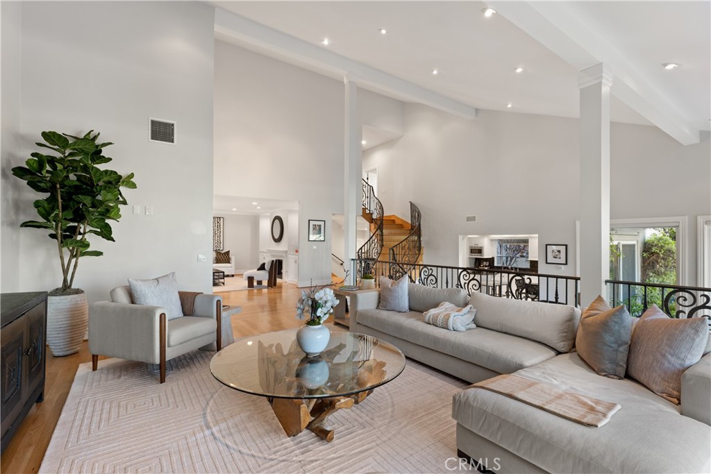 Westlake Island (711) - Residential