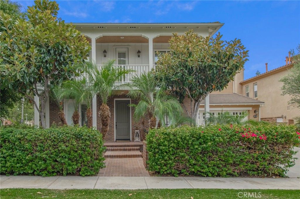 Photo of 36 Trailing Ivy, Irvine, CA 92620 (MLS # OC26159980)