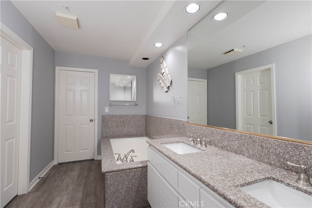 Metropolitan (MET) - Residential Lease