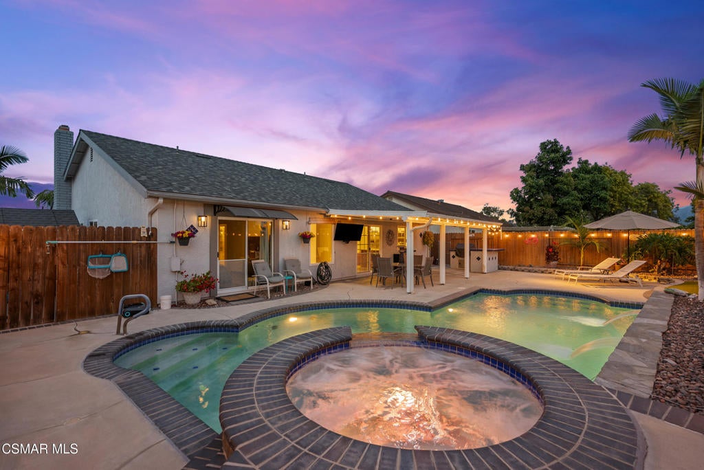 5358 Willow View Drive