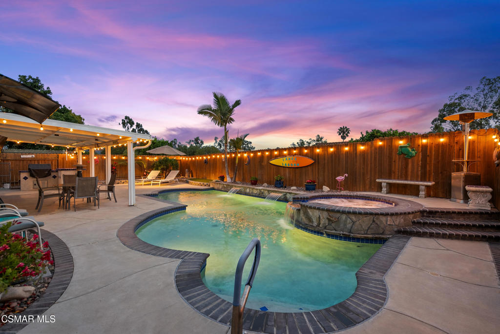 5358 Willow View Drive