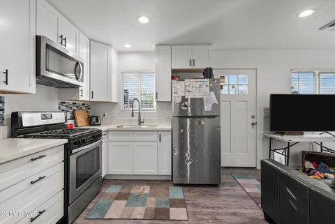 Tiny photo for 5358 Willow View Drive, Camarillo, CA 93012 (MLS # 226003315)