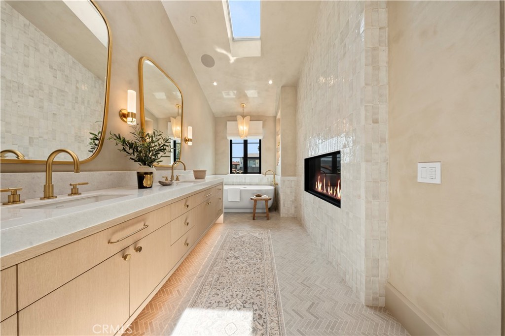 303 Jasmine Avenue, Corona Del Mar CA 92625 - Photo 27