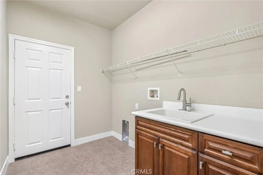 Hemet, California 92545, United States, 3 Bedrooms Bedrooms, ,2 BathroomsBathrooms,Residential,Active,172949