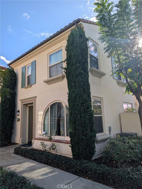 64 Emerald Clover Irvine CA 92620