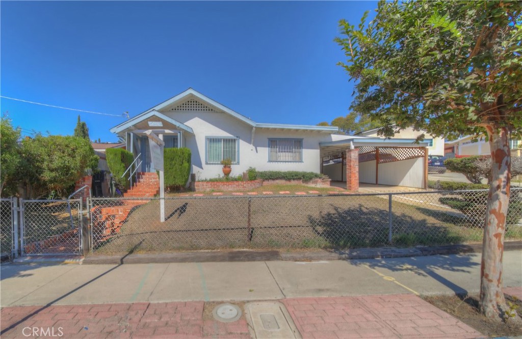 4202 Los Pinos Avenue