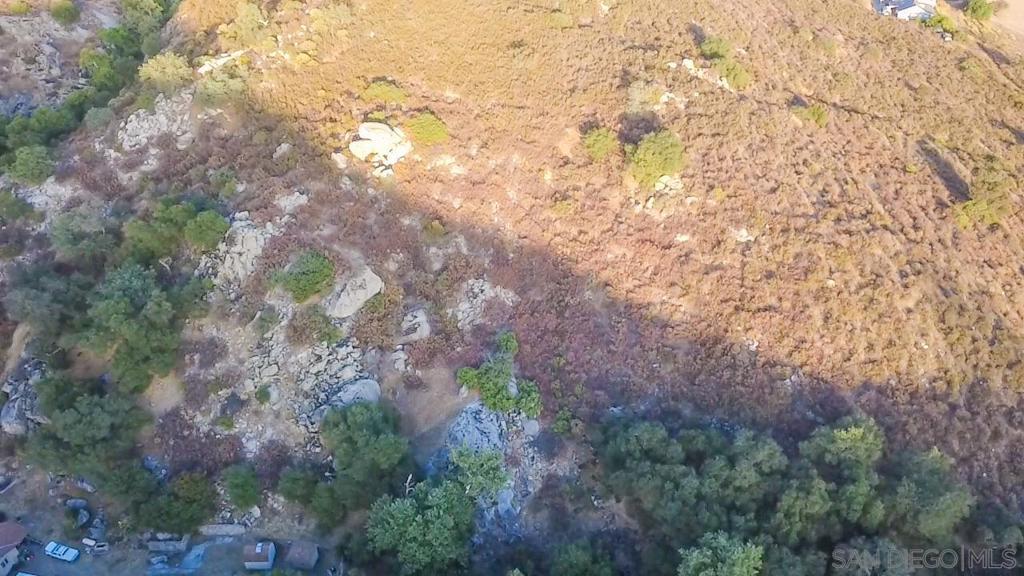 welcome to this unique property that has been in the family since 1970! Parcel #'s 286-191-03-00 and 286-181-29-00 are included... If your looking for a Quiet , Private , and Secluded property This is it !! Property Features Mature Oak Trees a Seasonal creek that runs through the Property, Abundant Wildlife !! Room for Livestock... Adjacent to 50+ Acres of public land for hikers, nature enthusiasts , hunters , and photographers ... Don't let this one slip by !!!