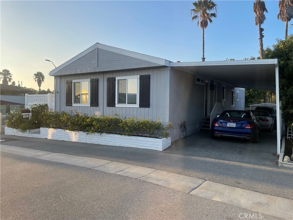 6233 E Sea Breeze Drive 17