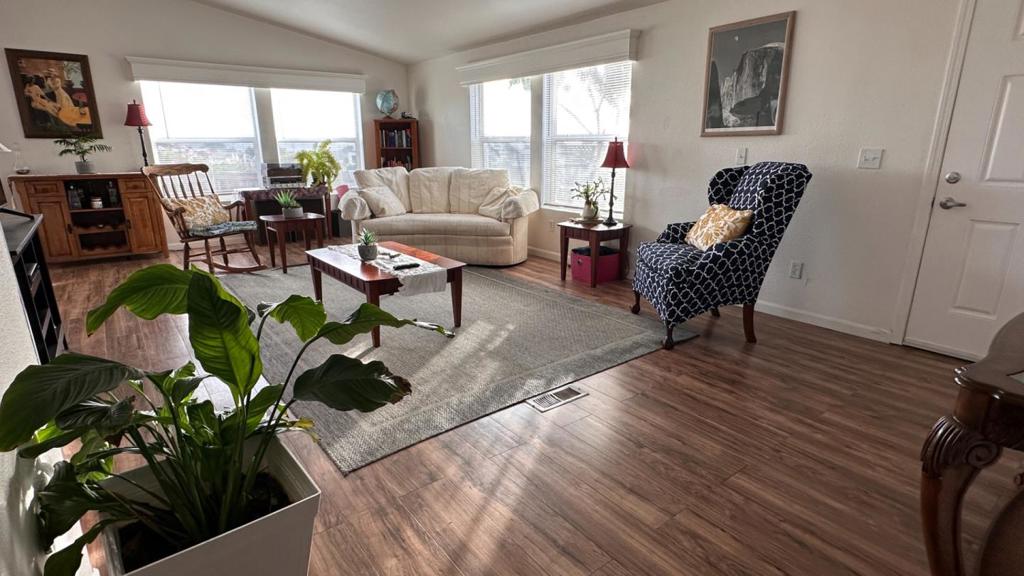 1900 California Highway 1