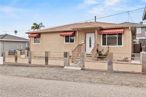 Photo of 126 Capistrano Avenue, Pismo Beach, CA 93449 (MLS # PI25149235) Photo of 126 Capistrano Avenue, Pismo Beach, CA 93449 (MLS # PI25149235)