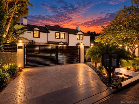 Photo of 3252 Front Street ST, San Diego, CA 92103 (MLS # 260024937SD)