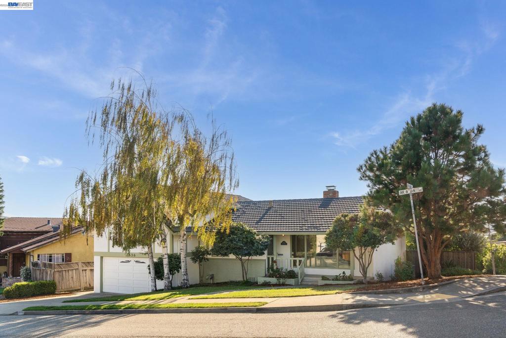 3636 Arcadian Dr