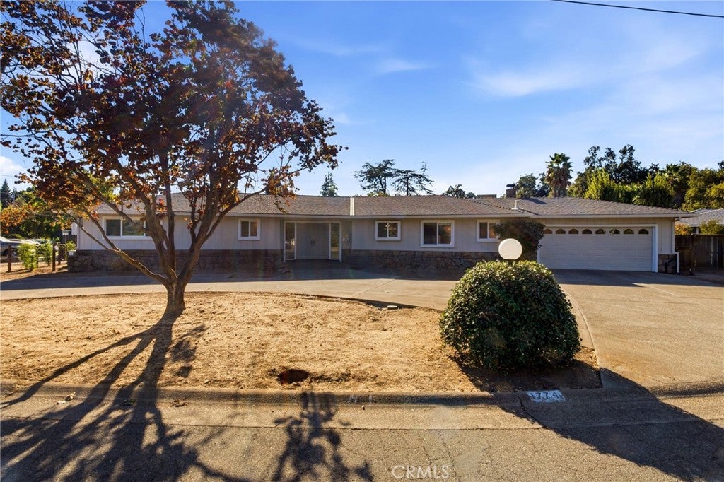 1774 Estates Way
