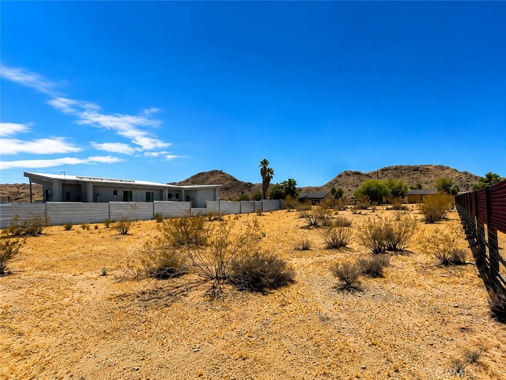 4837 Avenida Del Sol