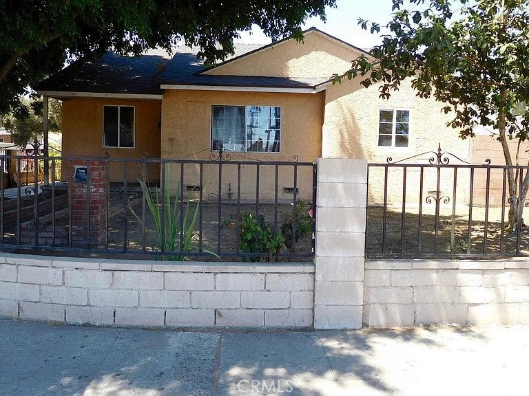 1329 W Mcfadden AVE, Santa Ana CA 92704