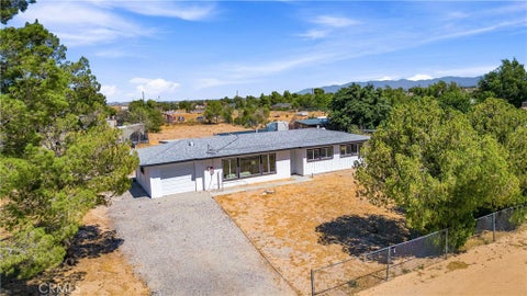 Photo of 47508 93rd St W, Lancaster, CA 93536 (MLS # SR26201174)
