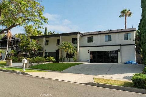Photo of 2217 Loma Verde Dr DR #A, Fullerton, CA 93833 (MLS # PW26134199)
