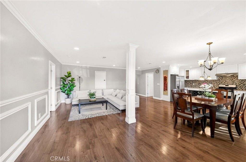 11917 Roseglen Street