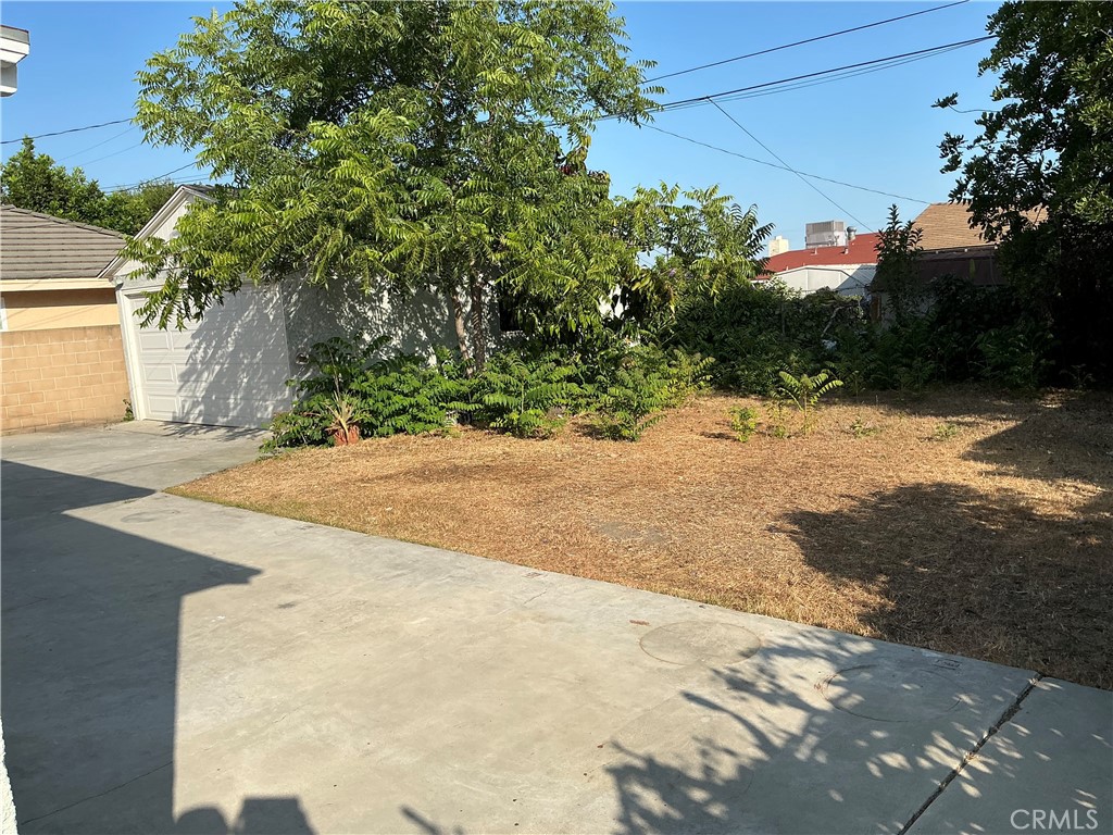 9138 Emperor Avenue