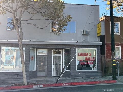 Photo of 3026 Pico Boulevard, Santa Monica, CA 90405 (MLS # GD25250222)