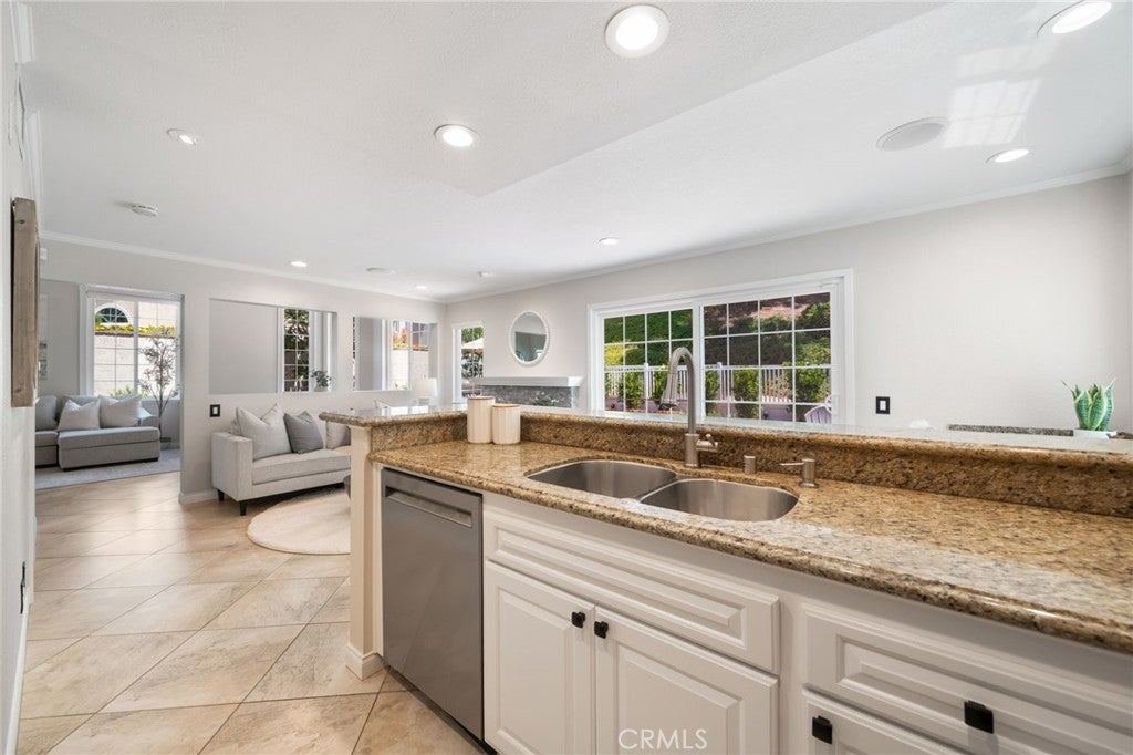 26666 Strafford, Mission Viejo CA 92692 - Photo 13