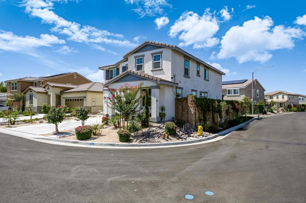 Photo of 728 Freesia Cir Cir, San Jacinto, CA 92583 (MLS # 250038224SD)