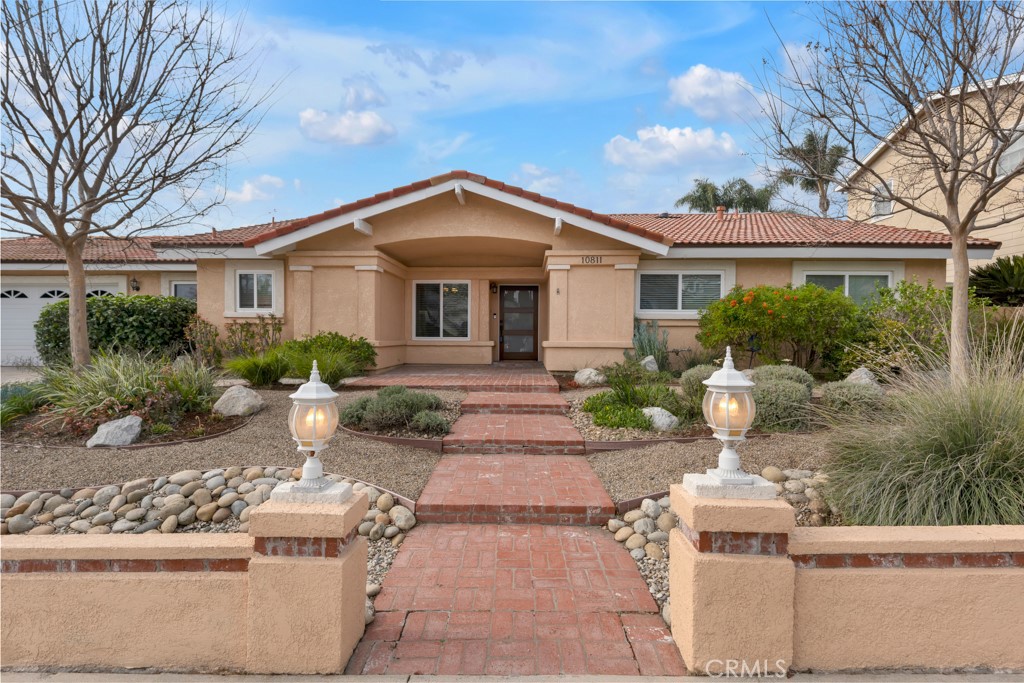 10811 Sunnybrae Avenue