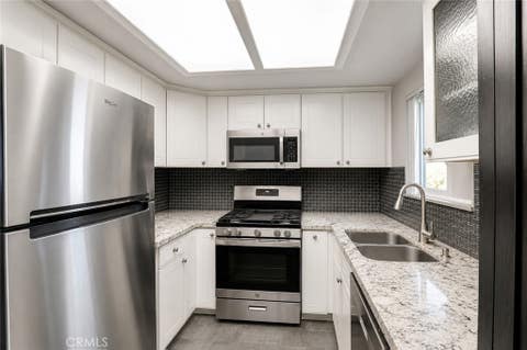 Property photo of 14405 Cerise Avenue 13, Hawthorne, CA 90250