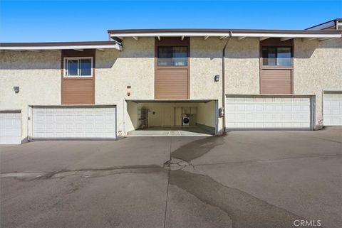 Tiny photo for 2406 Aviation #C, Redondo Beach, CA 90278 (MLS # SB25249396)