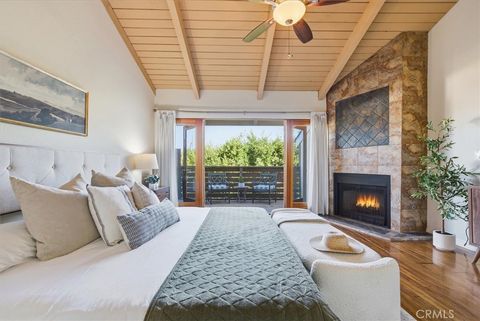 Tiny photo for 2406 Aviation #C, Redondo Beach, CA 90278 (MLS # SB25249396)