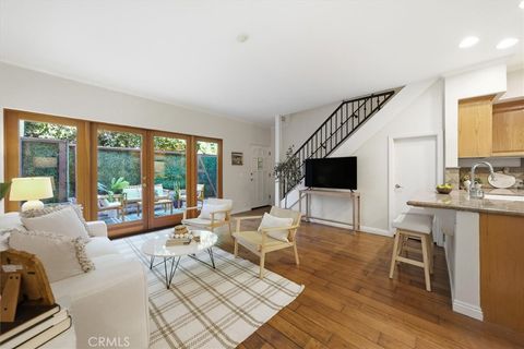 Tiny photo for 2406 Aviation #C, Redondo Beach, CA 90278 (MLS # SB25249396)