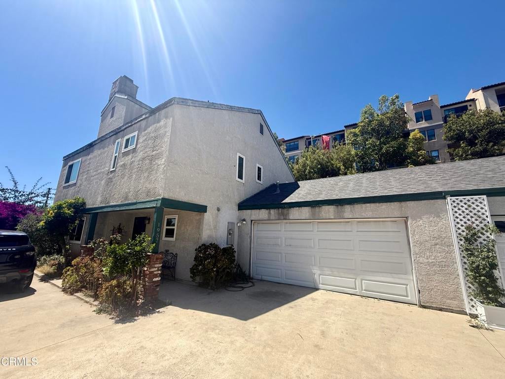 1957 Grand Avenue