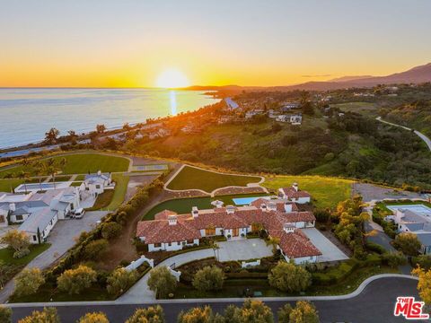 Photo of 2720 Montecito Ranch Place, Summerland, CA 93067 (MLS # 26655583)