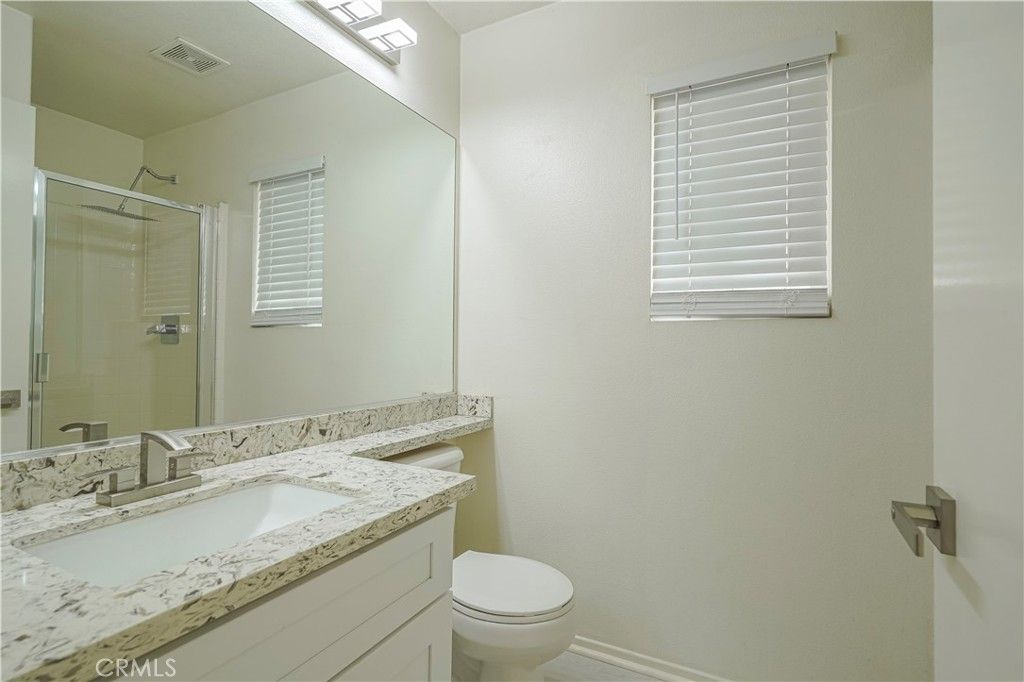 listing image 130728242370355049587