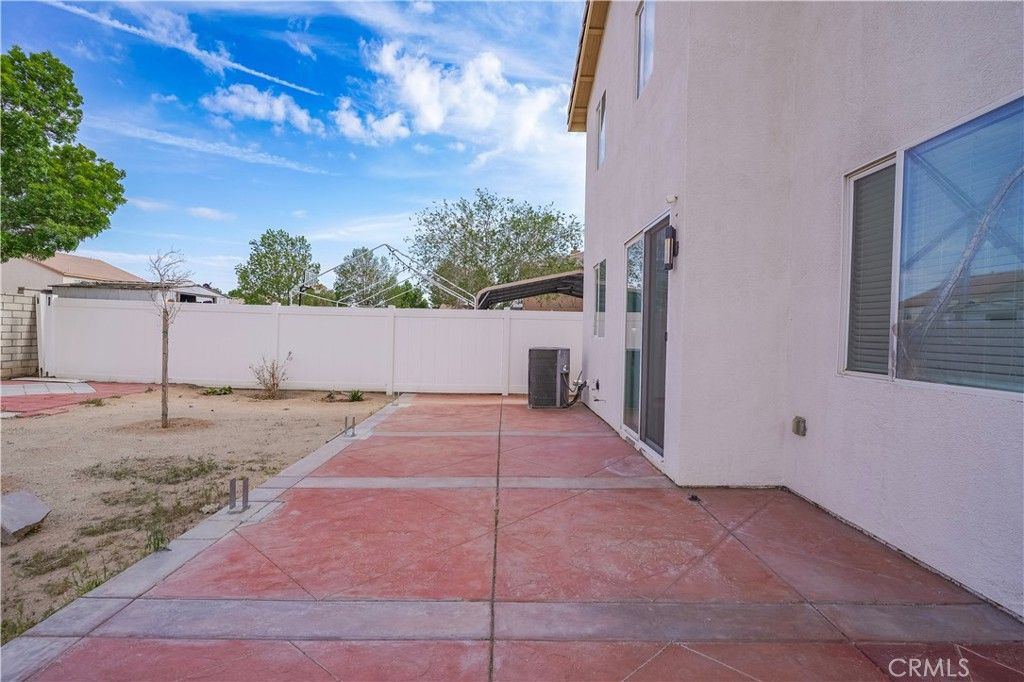 listing image 130727243835720897266