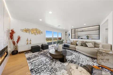 12284 Circula Panorama, Santa Ana, CA 92705 - MLS#: OC25258816