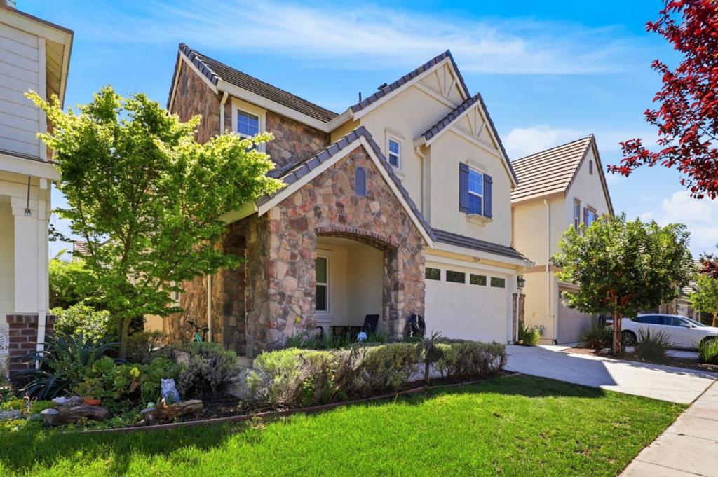 154 Sandpiper Way