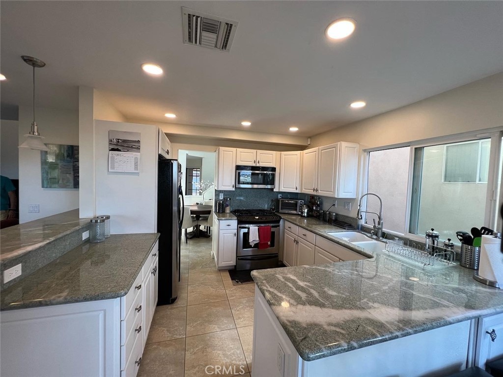 Waterford Pointe (WP) - Residential Lease