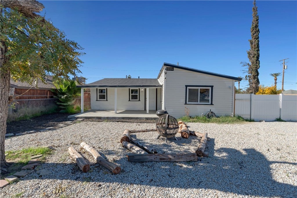 415 N Santa Fe