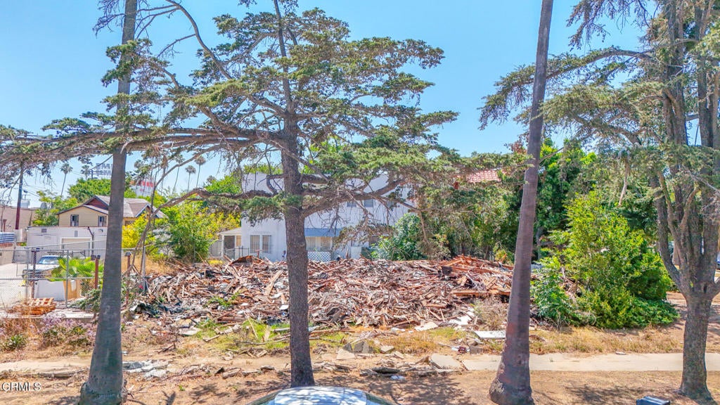 4357 Victoria Park Drive
