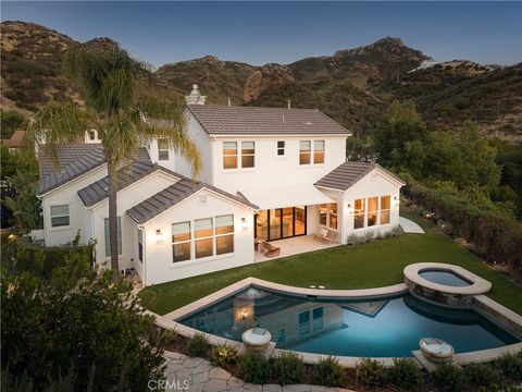 Photo of 1364 Caitlyn Circle, Westlake Village, CA 91361 (MLS # SR26114121)