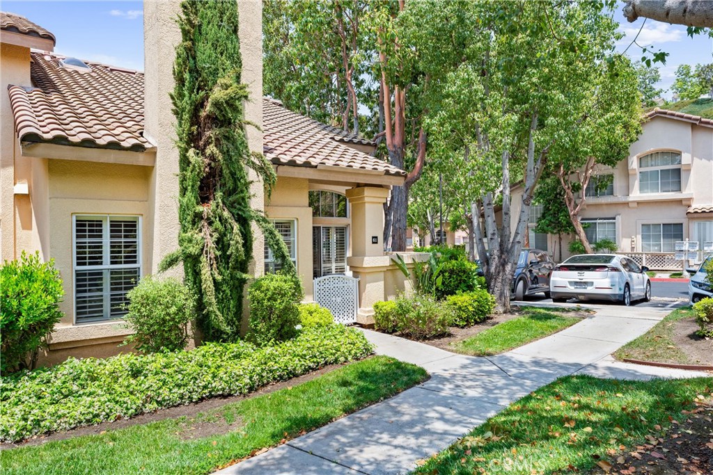 61 Nightingale Drive