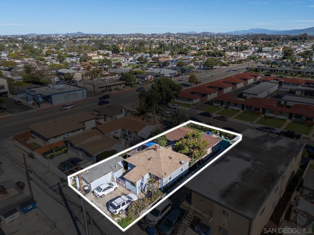 210 212 Del Mar Ave.