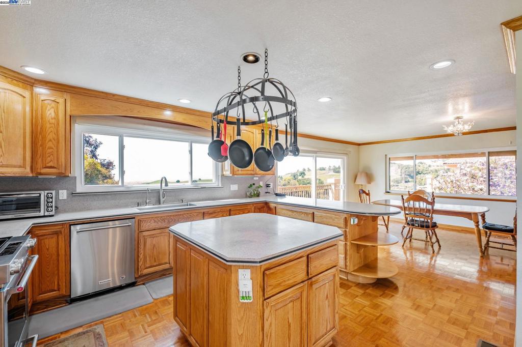 VARGAS PLATEAU - Residential