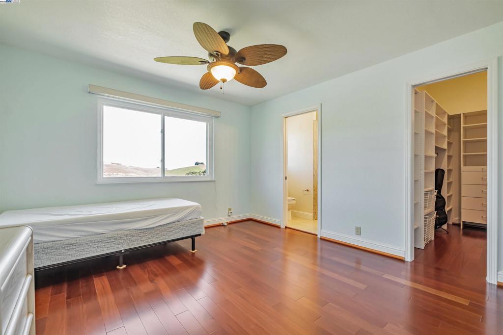 VARGAS PLATEAU - Residential