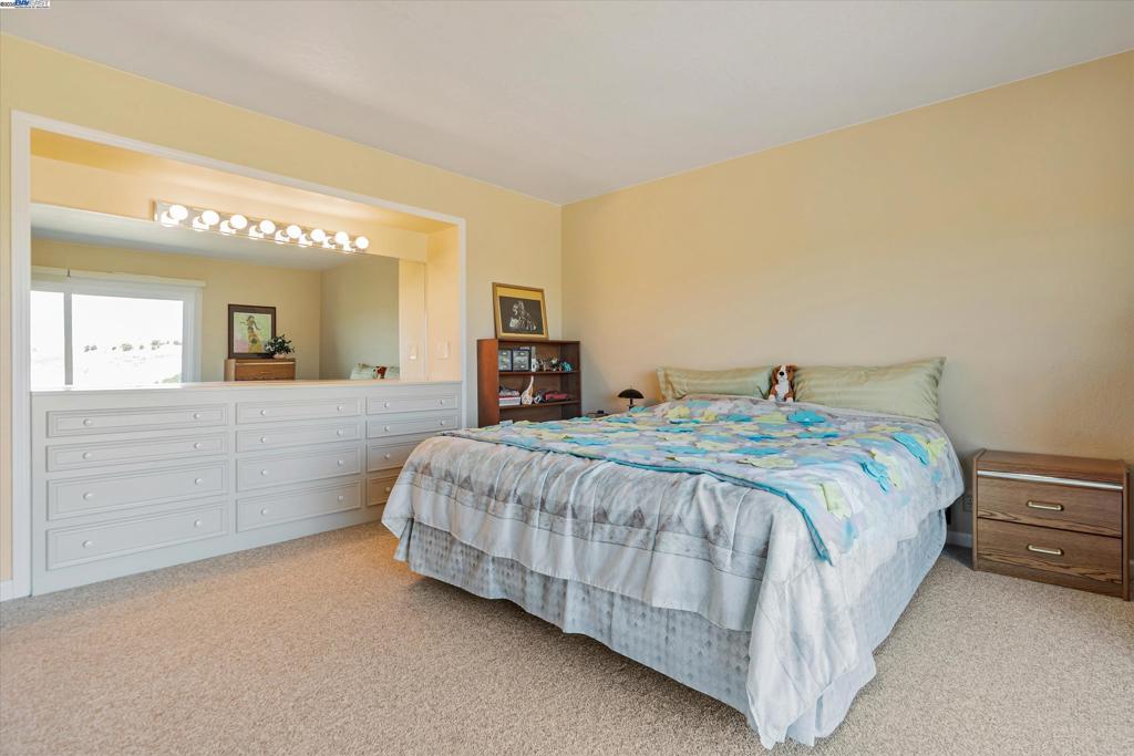 VARGAS PLATEAU - Residential