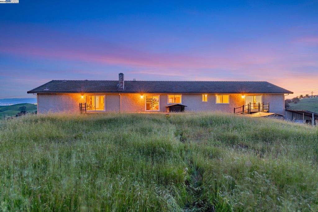 VARGAS PLATEAU - Residential